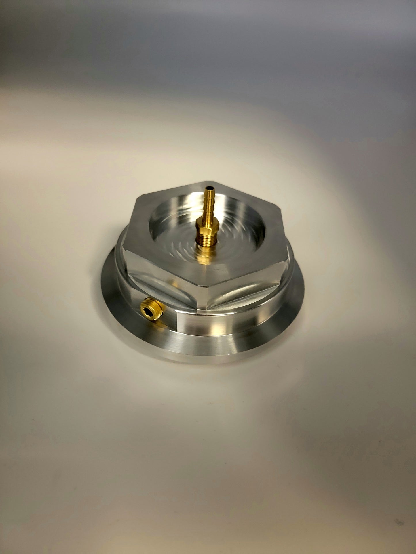 V-band Back Purging/ Chill Block for T6 V-Band housing – DW Machine