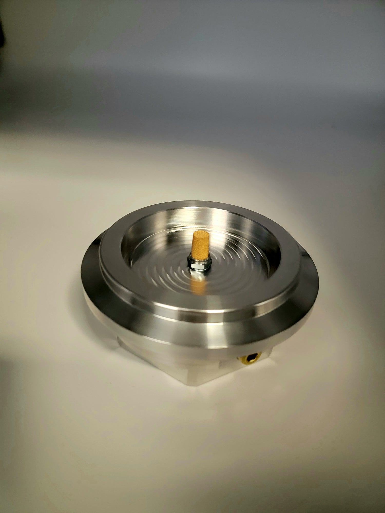 V-band Back Purging/ Chill Block for T6 V-Band housing – DW Machine